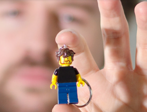 Site cria um boneco Lego personalizado de você e entrega na sua casa